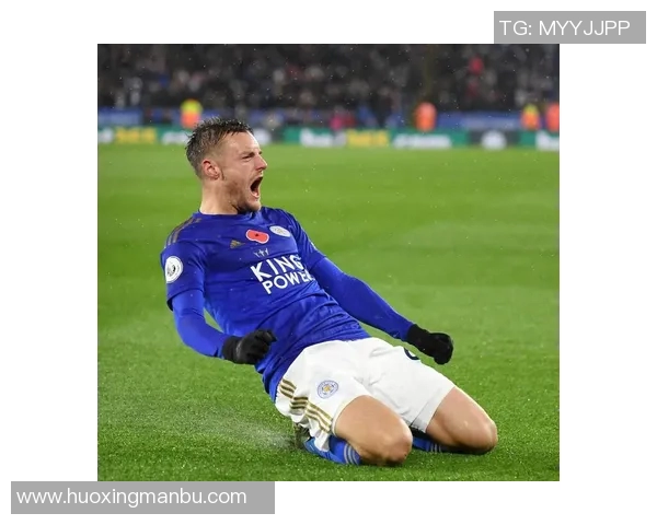 凤凰山足球明星的崛起与荣耀之路：从草根到职业的奋斗历程