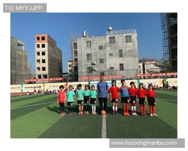 孩子梦想成真足球明星海报激励无数少年追逐绿茵场的荣耀与激情