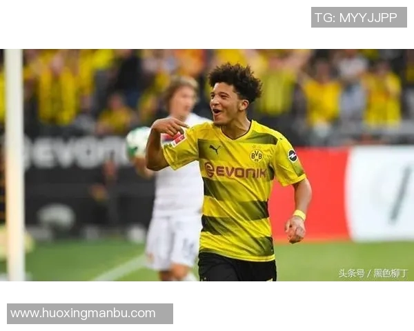 目前最年轻的足球明星崭露头角引领未来足球新潮流