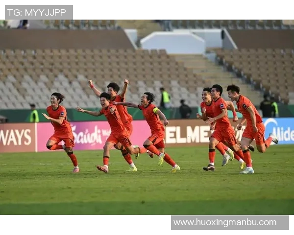 国足与日本足球实力差距分析及未来发展方向探讨